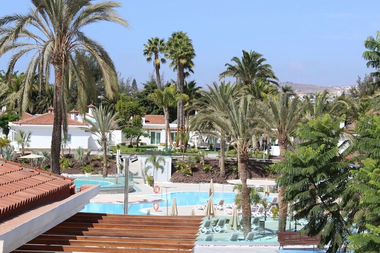 Apartamentos Livvo Dunagolf Suites