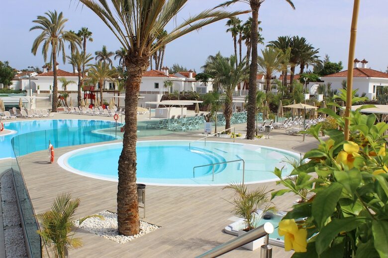 Apartamentos Livvo Dunagolf Suites