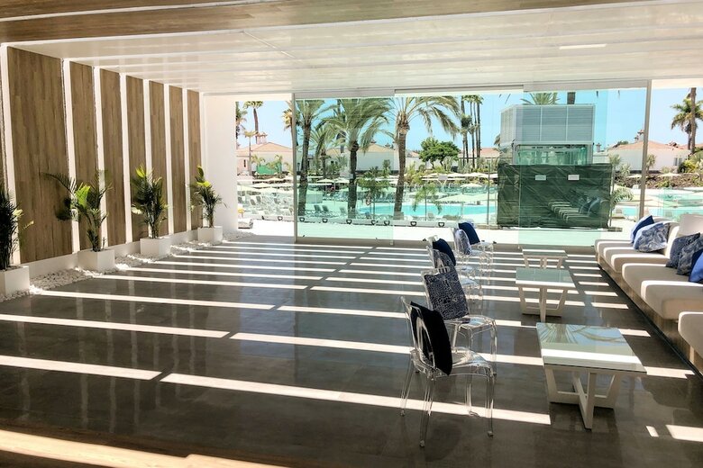Apartamentos Livvo Dunagolf Suites