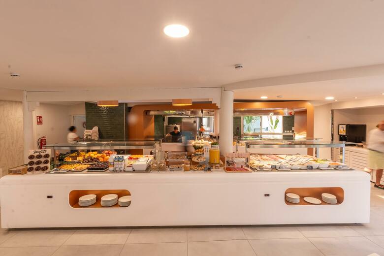 Apartamentos Livvo Dunagolf Suites