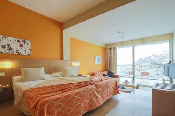 Aparthotel Morasol Suites