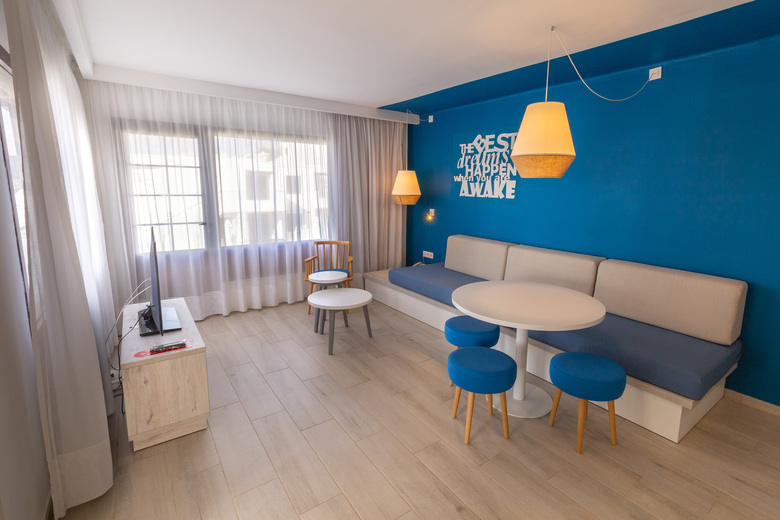 R2 Bah�a Kontiki Beach Apartments