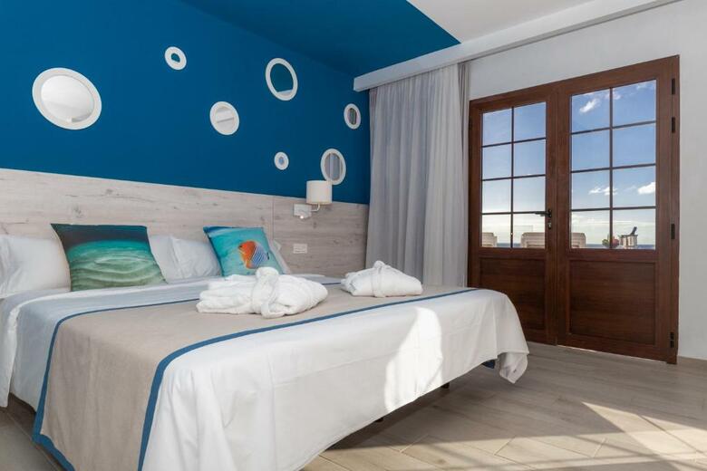 R2 Bah�a Kontiki Beach Apartments