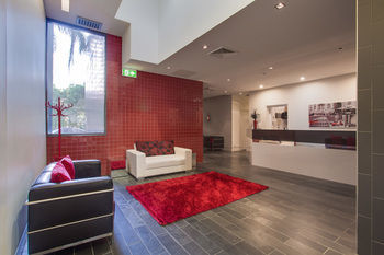 Hotel Quattro On Astor Apartments