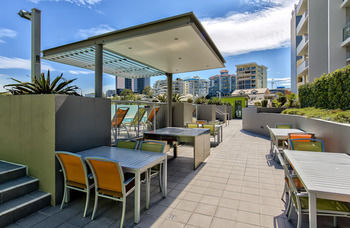 Hotel Quest Spring Hill Serviced Apt