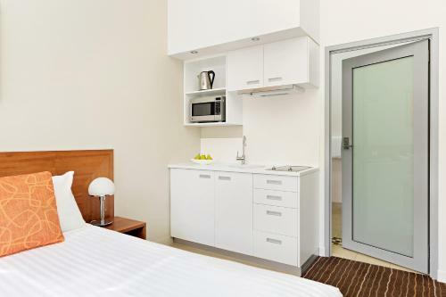 Hotel Charles