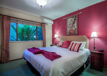 Hotel Rosewood Guesthouse