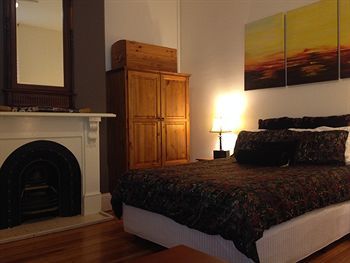 Terrace Central Bed And Breakfast Hotel