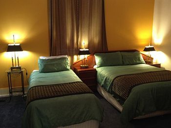 Terrace Central Bed And Breakfast Hotel
