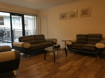 Terrace Central Bed And Breakfast Hotel
