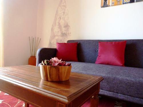 Apartamento Rem�dios, 195