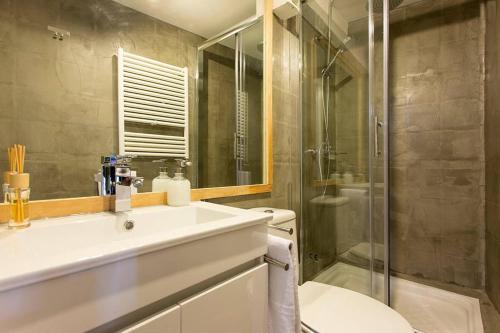 Contemporary Apartment In Chiado 2