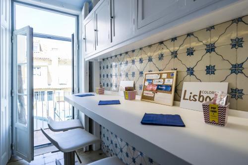 Hostal Lisbon Basilica Rooms