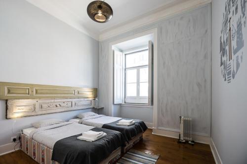 Hostal Lisbon Basilica Rooms