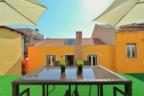 Sao Jorge Apartments & Suites