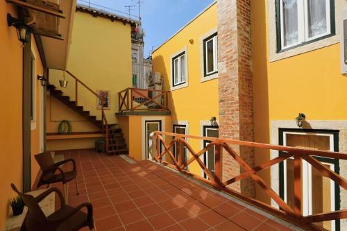 Sao Jorge Apartments & Suites