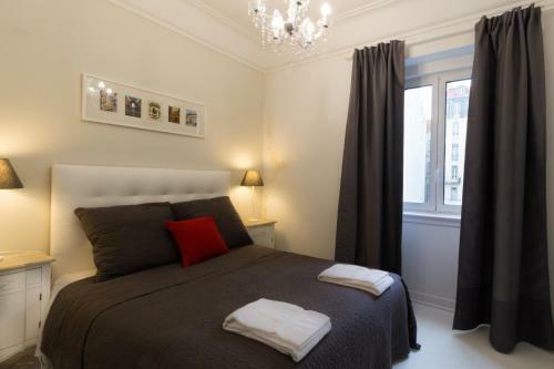 Avenida Charm Apartments