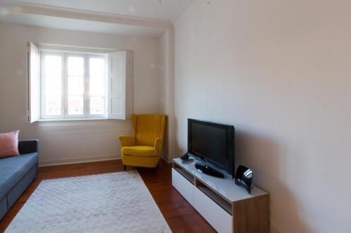 Avenida Charm Apartments
