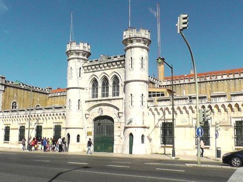 Hostal Lisbonera Guest House