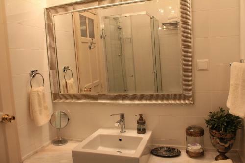 Hostal Lisbon Downtown Inn