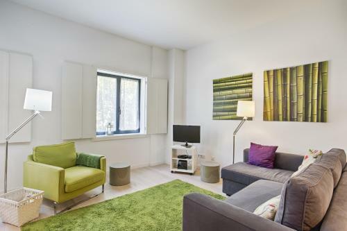Bmyguest - Prestige Palace Apartment