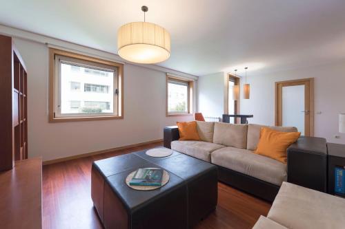 Lovelystay - Oporto Beach Apartment