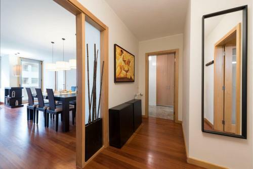 Lovelystay - Oporto Beach Apartment