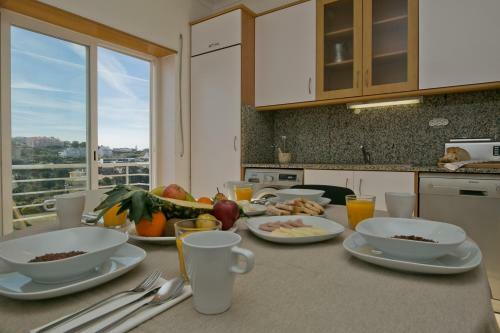 Something Nice Apartment, 2 Bedrroms, Sea View W/pool