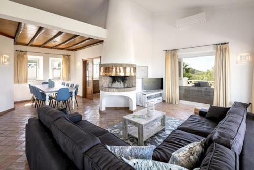 Ferragudo Villa Sleeps 10
