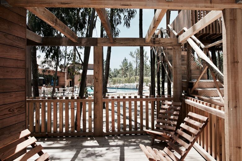 Hotel Bukubaki Eco Surf Resort