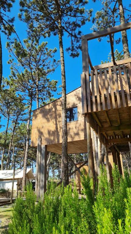 Hotel Bukubaki Eco Surf Resort
