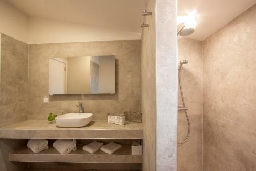 Hotel Hillside House Suites & Spa