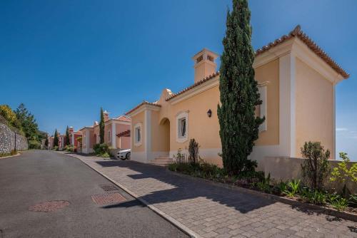 Designed Villa By Hr Madeira