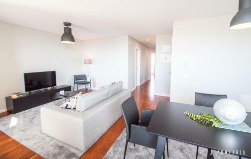 Mlv Uptown Apartments