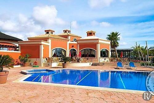 Carvoeiro Apartment Sleeps 6 Air Con Wifi
