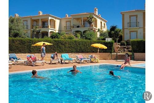 Carvoeiro Apartment Sleeps 6 Air Con Wifi