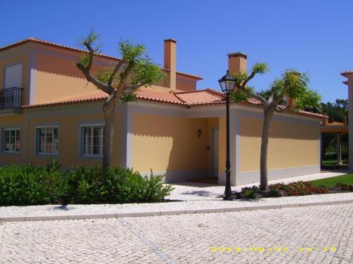 Praia D'el Rey Luxury Apartment