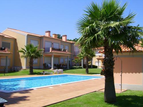 Praia D'el Rey Luxury Apartment