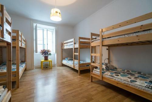 Albergue Cascais Terrace Fruit Point