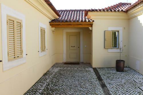 Sixteen Marinha Villa