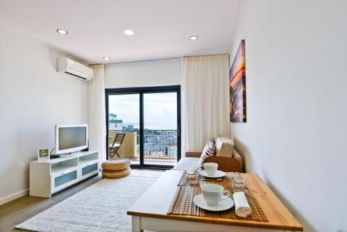 Bmyguest - Cascais Bay Apartment