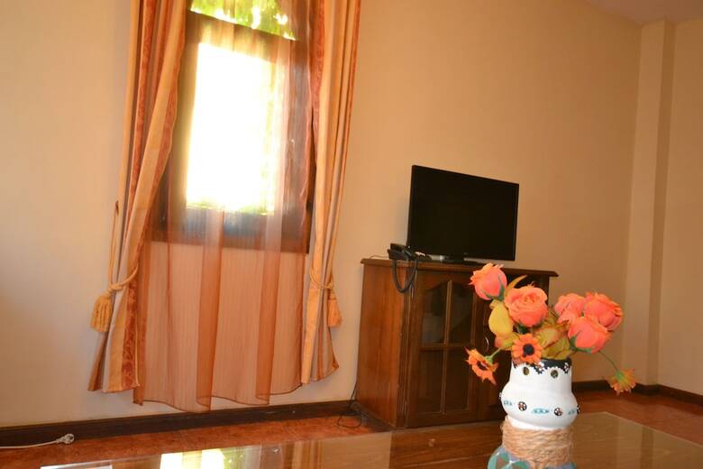 Hotel More