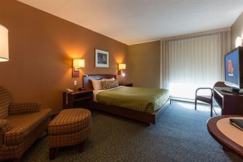 Hotel H�tel & Suites Normandin