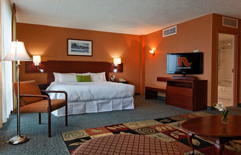 Hotel H�tel & Suites Normandin