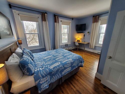 Bed & Breakfast Auberge Ch�teau Des Tourelles