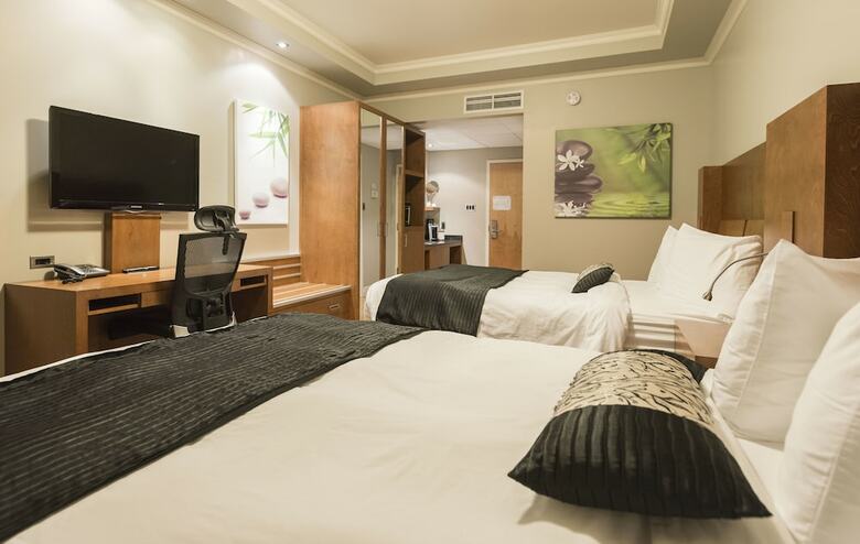 Hotel H�tel & Suites Le Dauphin