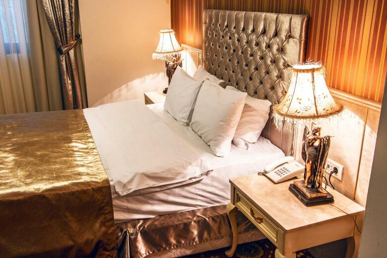 Atropat Hotel