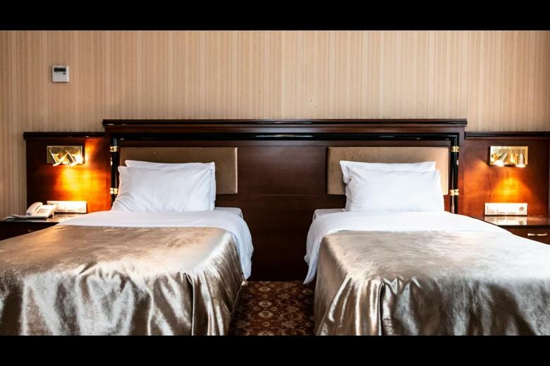Atropat Hotel