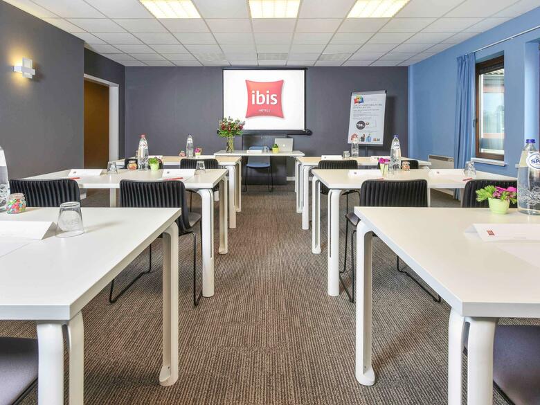 Hotel Ibis Charleroi Airport Brussels South