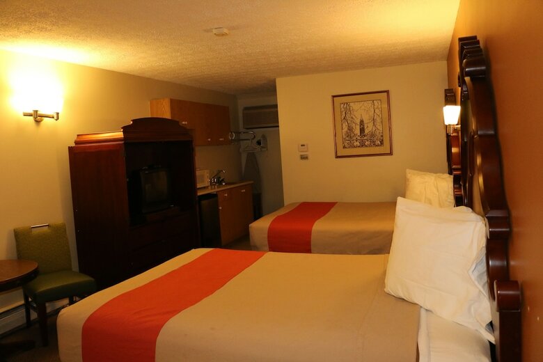 Hotel Midtown Motel & Suites